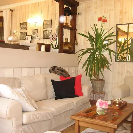 Les Pierres Blanches Bed & Breakfast Bonneuil-Matours