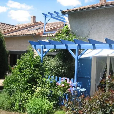 Les Pierres Blanches 3*