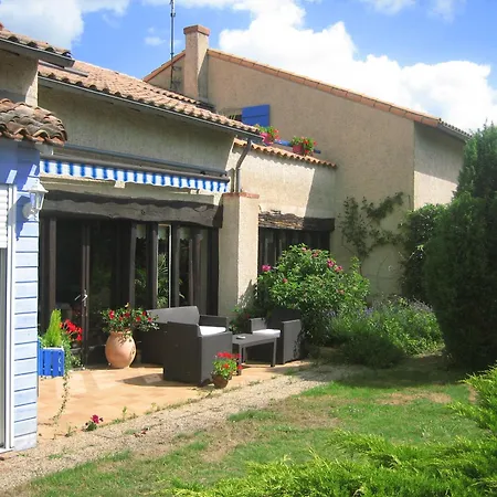 Les Pierres Blanches