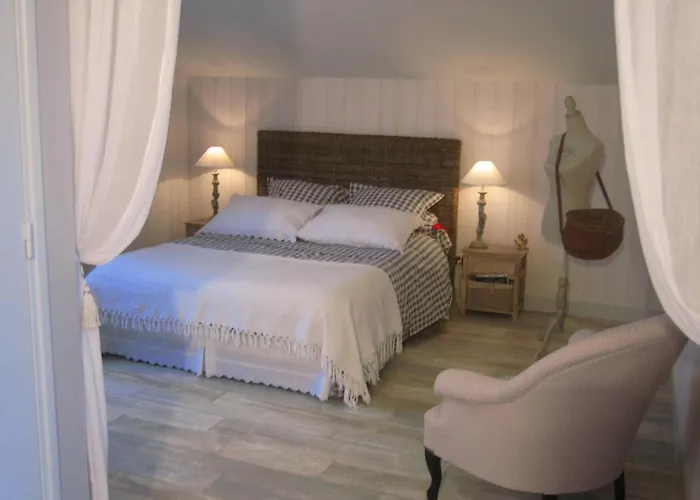 Les Pierres Blanches