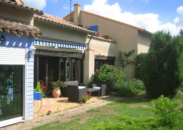 Les Pierres Blanches